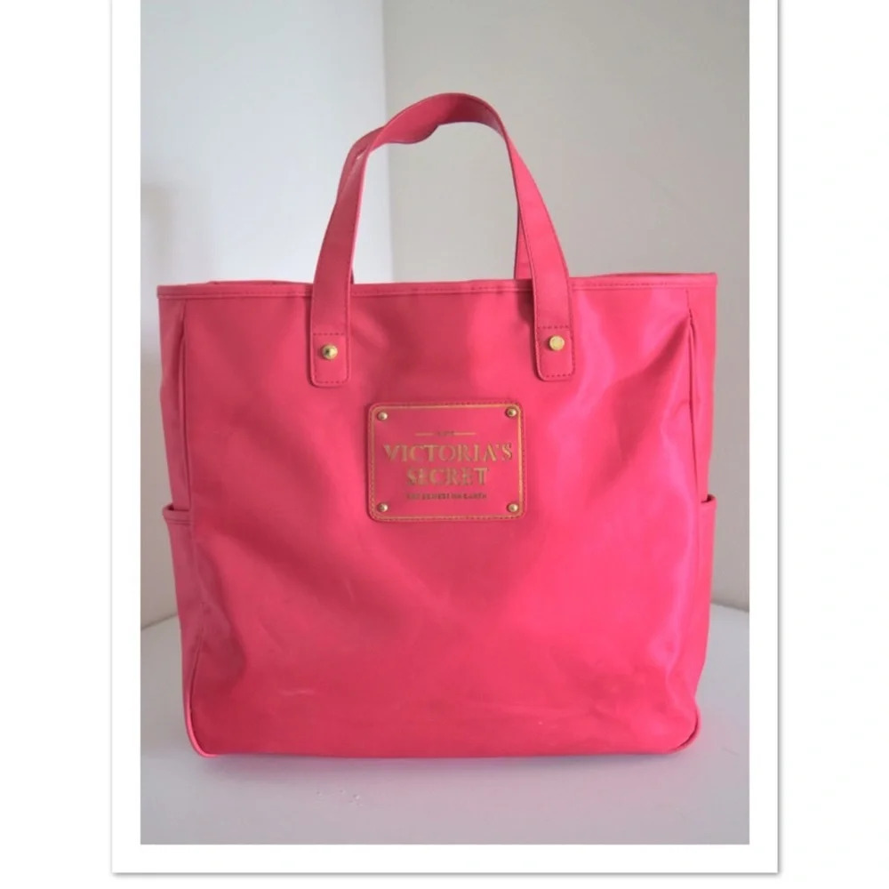 Victoria’s Secret tote bag